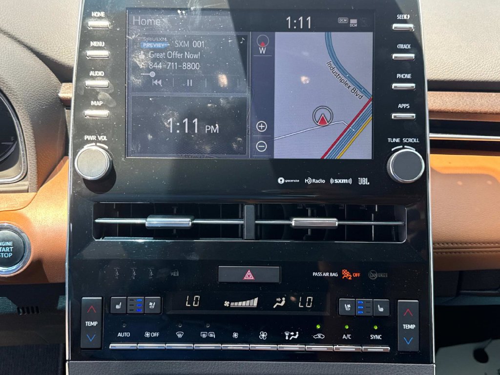 Used 2019 Toyota Avalon Limited FWD image 27