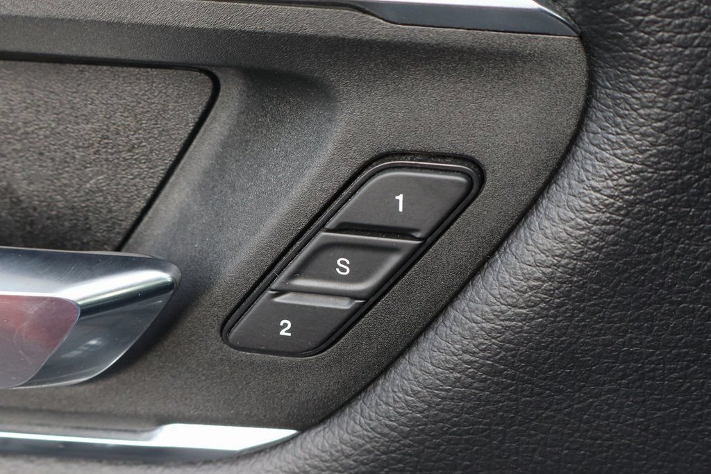 Used 2024 RAM 1500 Laramie RWD image 17