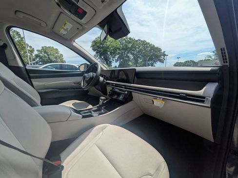 Used 2025 Hyundai Tucson SEL FWD image 29