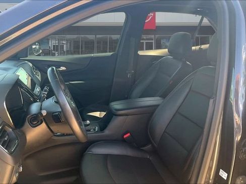 Used 2022 Chevrolet Equinox RS w/ RS Leather Package AWD/4WD image 21