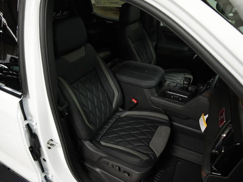 New 2026 GMC Sierra 1500 AT4 w/ AT4 Premium Package image 18