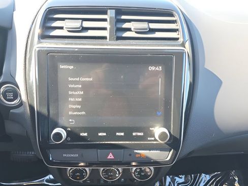 Used 2024 Mitsubishi Outlander Sport ES AWD/4WD image 14