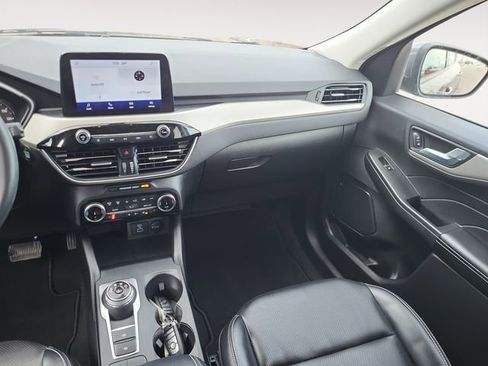 Used 2022 Ford Escape SEL image 13