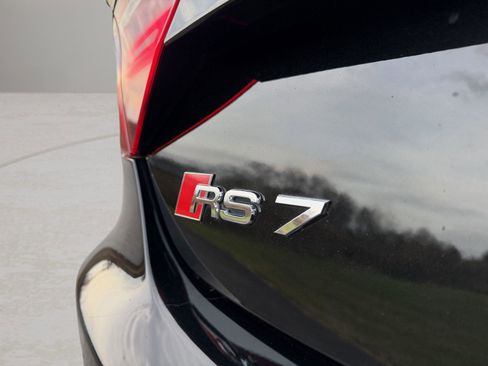 Used 2017 Audi RS 7 Prestige image 20