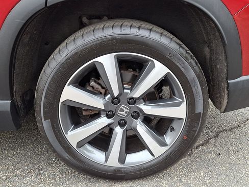 Used 2023 Honda Pilot Elite image 7