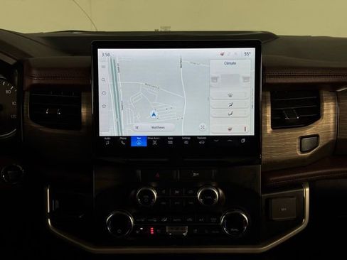 Used 2022 Ford Expedition Max Limited image 24