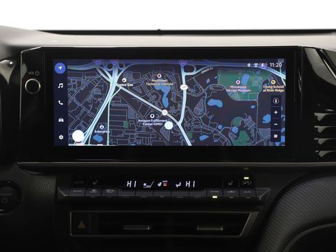 Used 2025 Toyota Camry SE w/ Multimedia Upgrade Package image 16