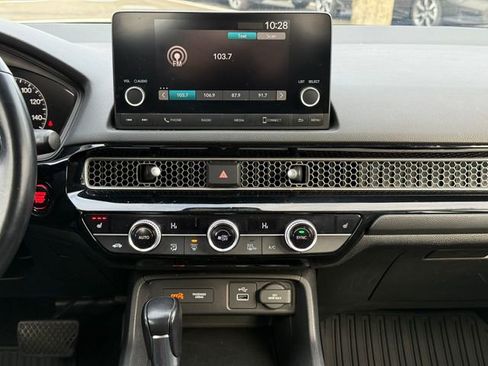 Used 2022 Honda Civic EX image 25