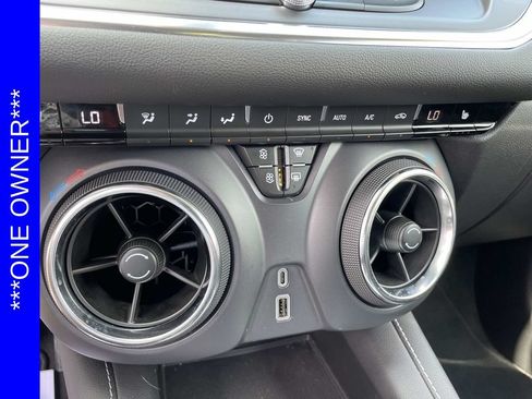 Used 2025 Chevrolet Blazer LT FWD image 24