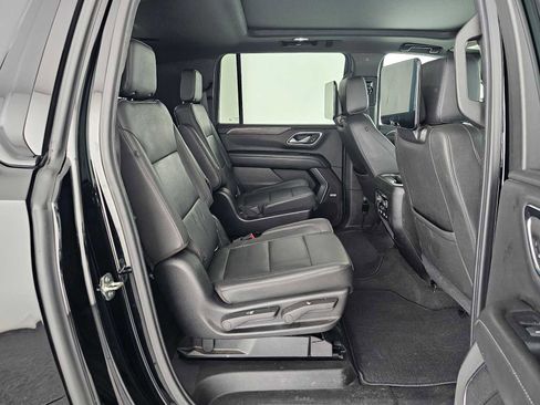 Used 2021 Chevrolet Suburban Z71 w/ Rear Media and Nav Package image 12