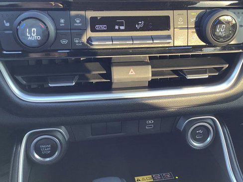 Certified 2024 Toyota Grand Highlander XLE image 43