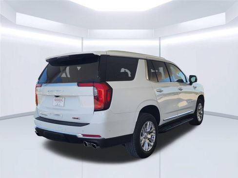 Used 2025 GMC Yukon Denali RWD image 5