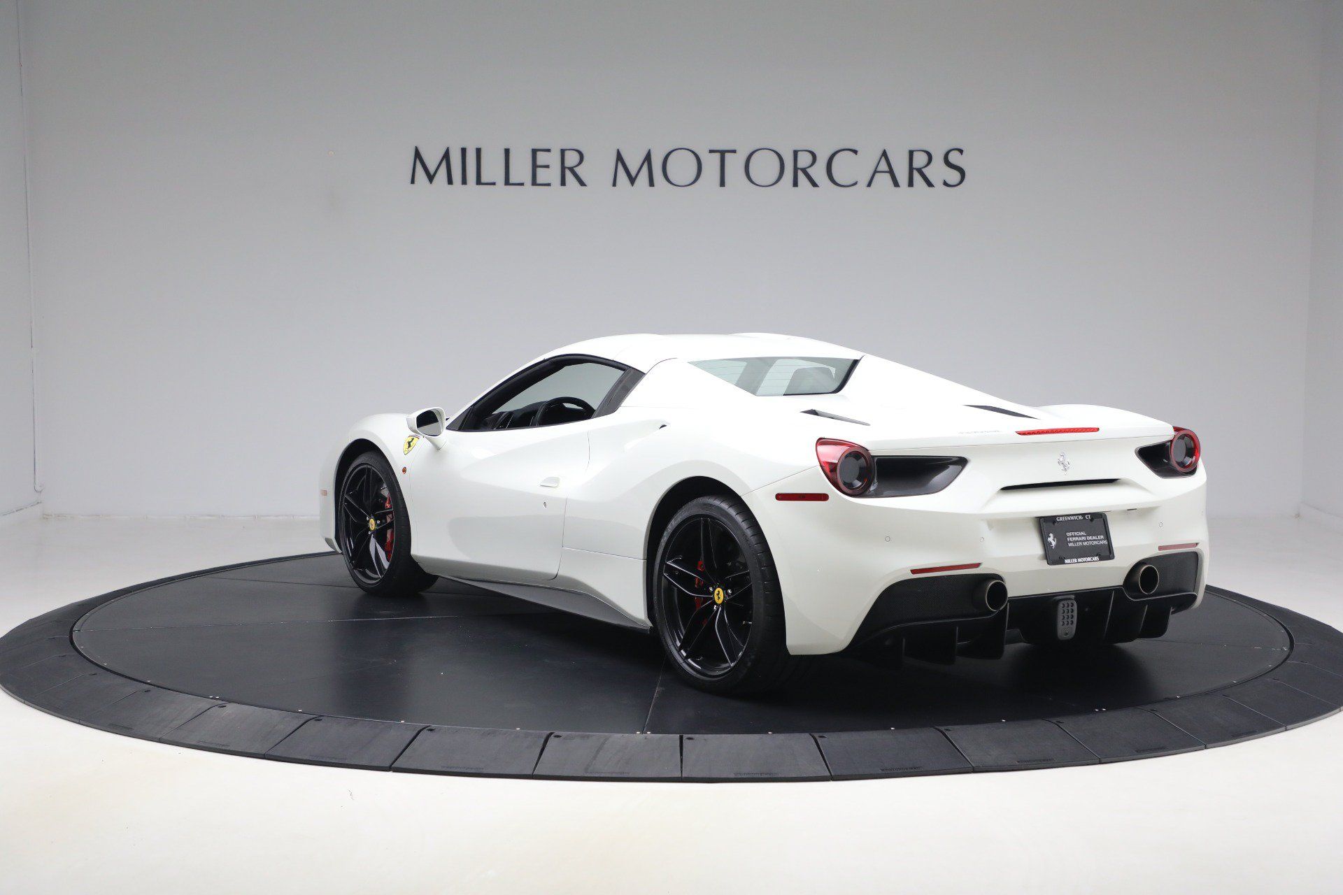 Certified 2016 Ferrari 488 Spider RWD image 27