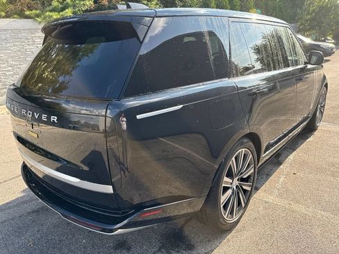 Used 2024 Land Rover Range Rover Long Wheelbase Autobiography AWD/4WD image 5
