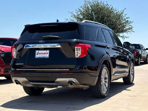Used 2023 Ford Explorer Limited RWD image 8