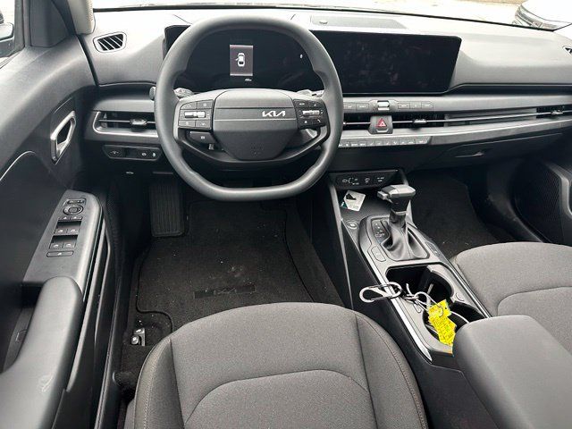 Used 2026 Kia K4 FWD image 10