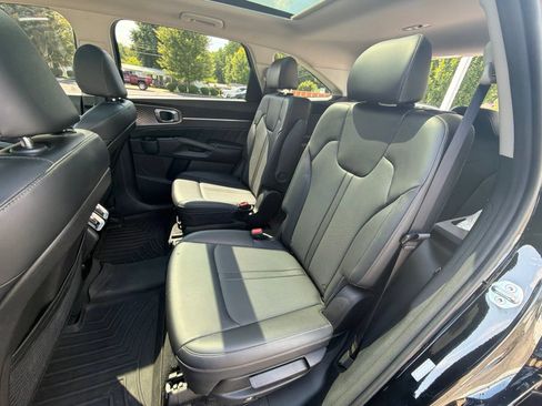 Used 2022 Kia Sorento SX AWD/4WD image 24