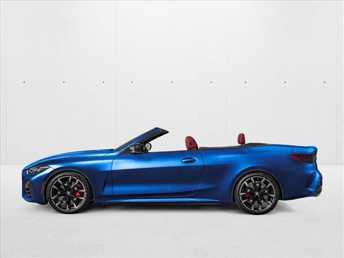 New 2026 BMW M440i Convertible w/ Premium Package image 3
