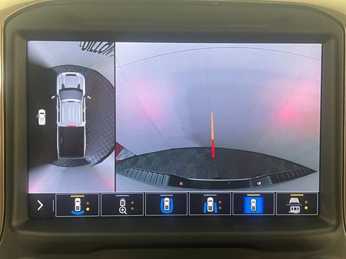 Used 2020 Chevrolet Silverado 2500 High Country w/ Technology Package image 20