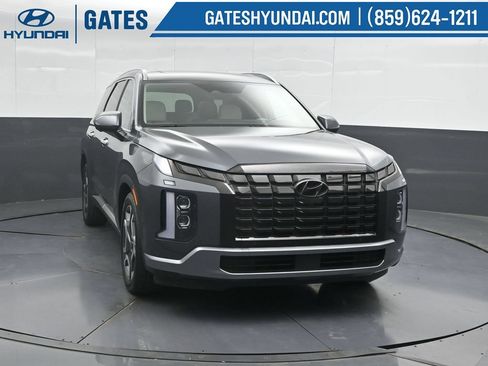 Used 2024 Hyundai Palisade Limited AWD/4WD image 5