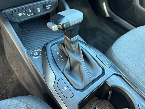 Used 2025 Kia K4 LXS image 10