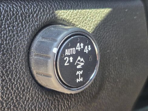 Used 2020 Chevrolet Colorado ZR2 AWD/4WD image 16