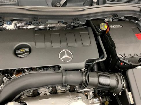 Used 2023 Mercedes-Benz GLA 250 image 31