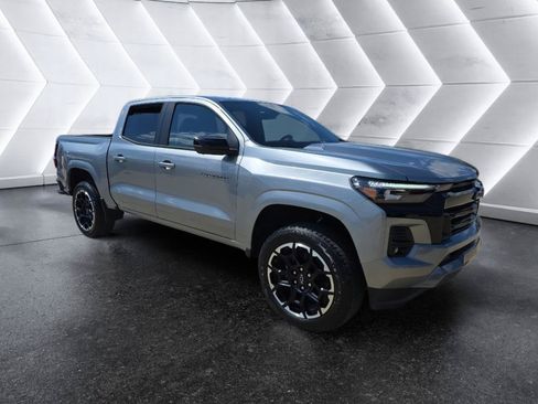 New 2026 Chevrolet Colorado Z71 w/ Technology Package AWD/4WD image 3