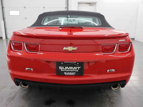 Used 2011 Chevrolet Camaro SS RWD image 23