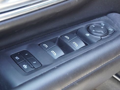 Used 2024 Chevrolet Tahoe LT RWD image 19