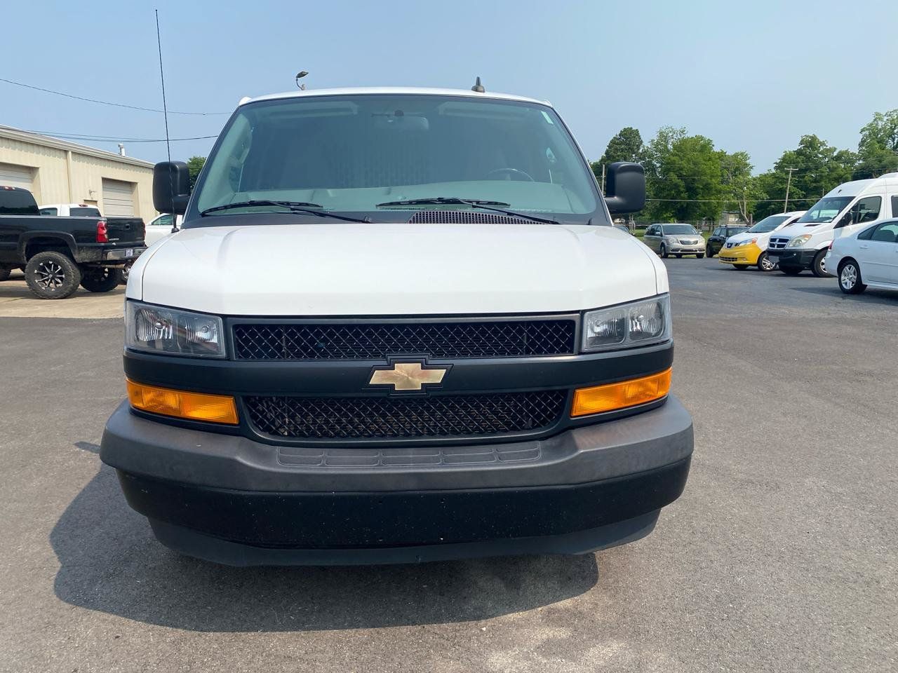 Used 2020 Chevrolet Express 2500 w/ Driver Convenience Package RWD image 4