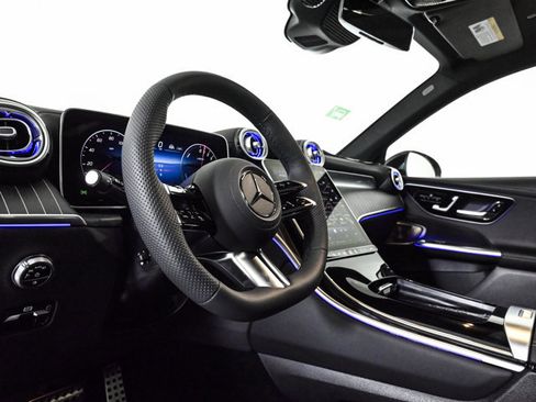 New 2026 Mercedes-Benz GLC 350e 4MATIC image 10