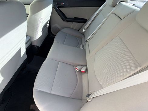 Used 2011 Kia Forte EX FWD image 23