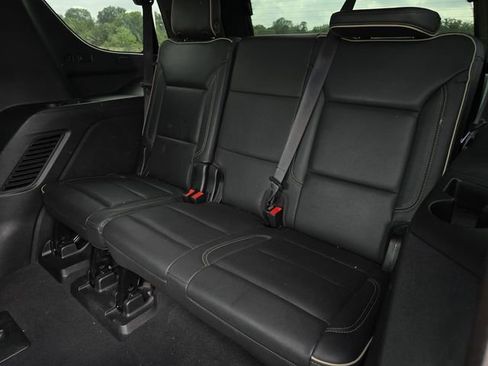 Used 2021 GMC Yukon SLT w/ SLT Luxury Plus Package RWD image 33