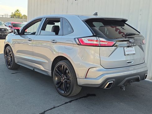 Used 2021 Ford Edge ST w/ Equipment Group 401A image 5