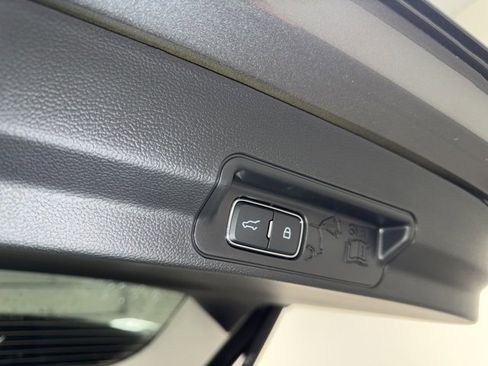 New 2026 Ford Explorer Active w/ Active Comfort Package image 36