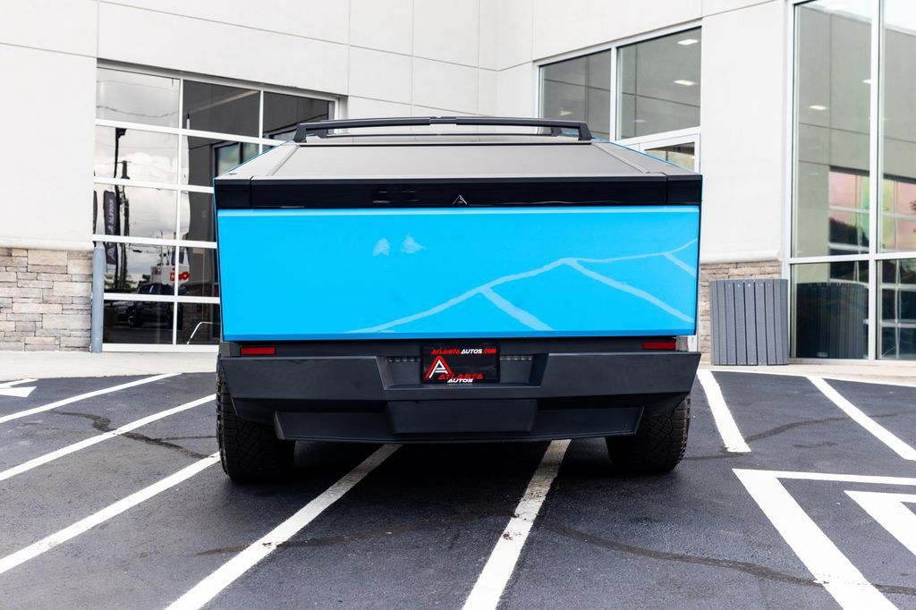 Used 2024 Tesla Cybertruck AWD Crew Cab image 12