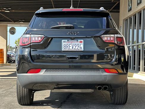 Used 2020 Jeep Compass Latitude image 5