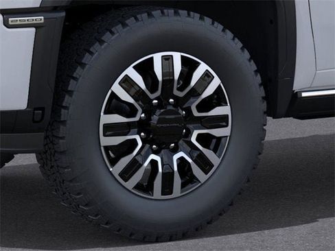New 2026 GMC Sierra 2500 Denali Ultimate image 9