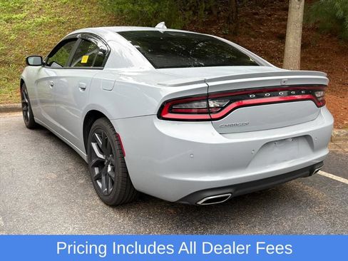 Used 2020 Dodge Charger SXT w/ Plus Group RWD image 5