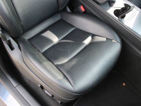 Used 2023 Tesla Model Y Long Range AWD/4WD image 15