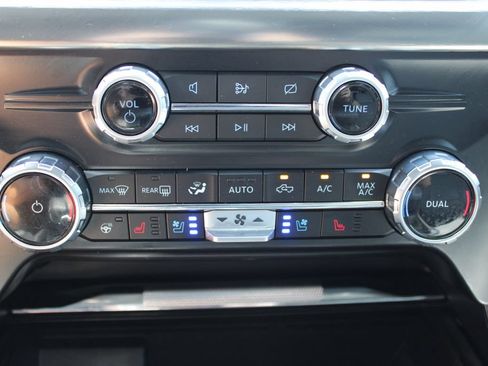 Used 2023 Ford F150 Lariat AWD/4WD image 57