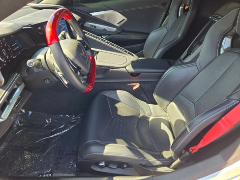 Used 2021 Chevrolet Corvette Stingray Preferred Cpe w/ Z51 Performance Package RWD image 10