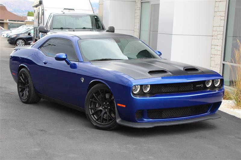 Used 2019 Dodge Challenger SRT Hellcat RWD image 2