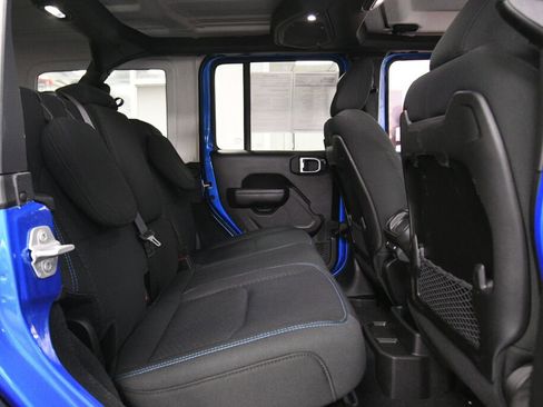 Used 2024 Jeep Wrangler Unlimited Rubicon 4xe AWD/4WD image 23