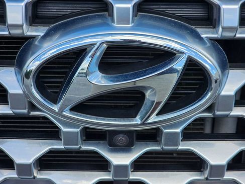 Used 2022 Hyundai Santa Fe Limited FWD image 10