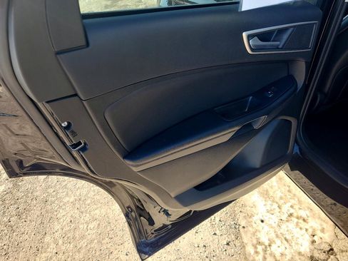 Used 2024 Ford Edge SEL image 12