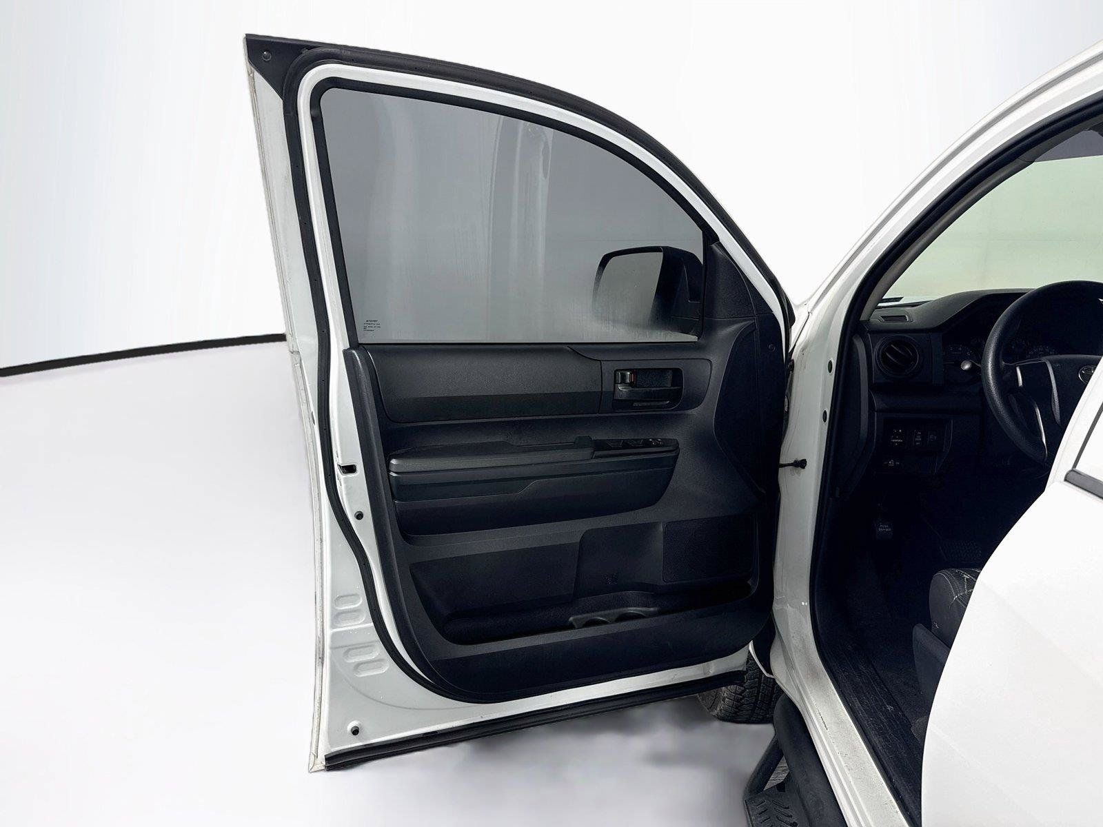 Used 2016 Toyota Tundra SR RWD image 7