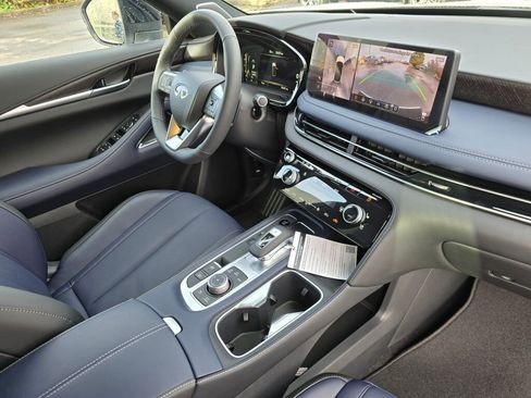 New 2026 INFINITI QX60 Sport image 12