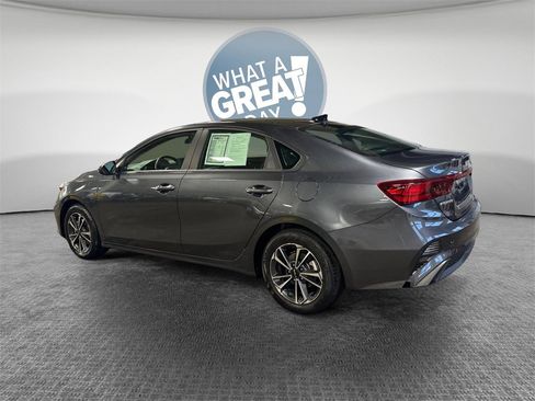 Certified 2024 Kia Forte LXS image 6